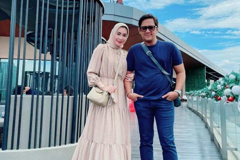Gugatan Cerai Ditolak, Rumah Tangga Andre Taulany dan Rien Wartia Berlanjut