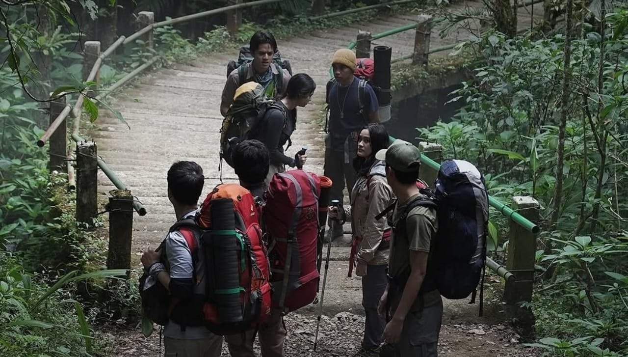 Tembus 2 Juta Penonton, Ini Jajaran Pemeran Film Petaka Gunung Gede
