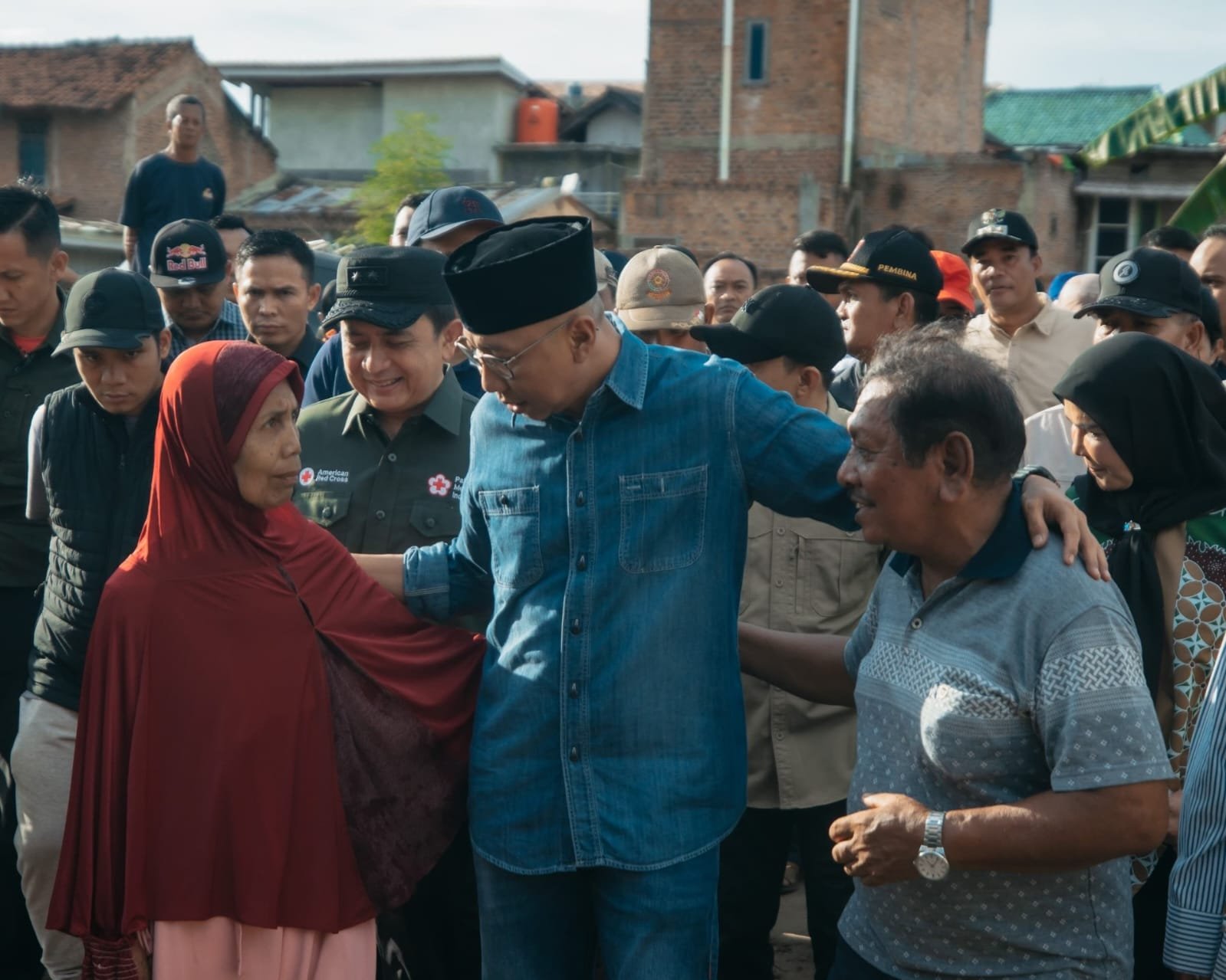 Dengar Keluhan Warga, Gubernur Lampung RMD Tinjau Lokasi Banjir di Bandar Lampung, Berikan Solusi Ini