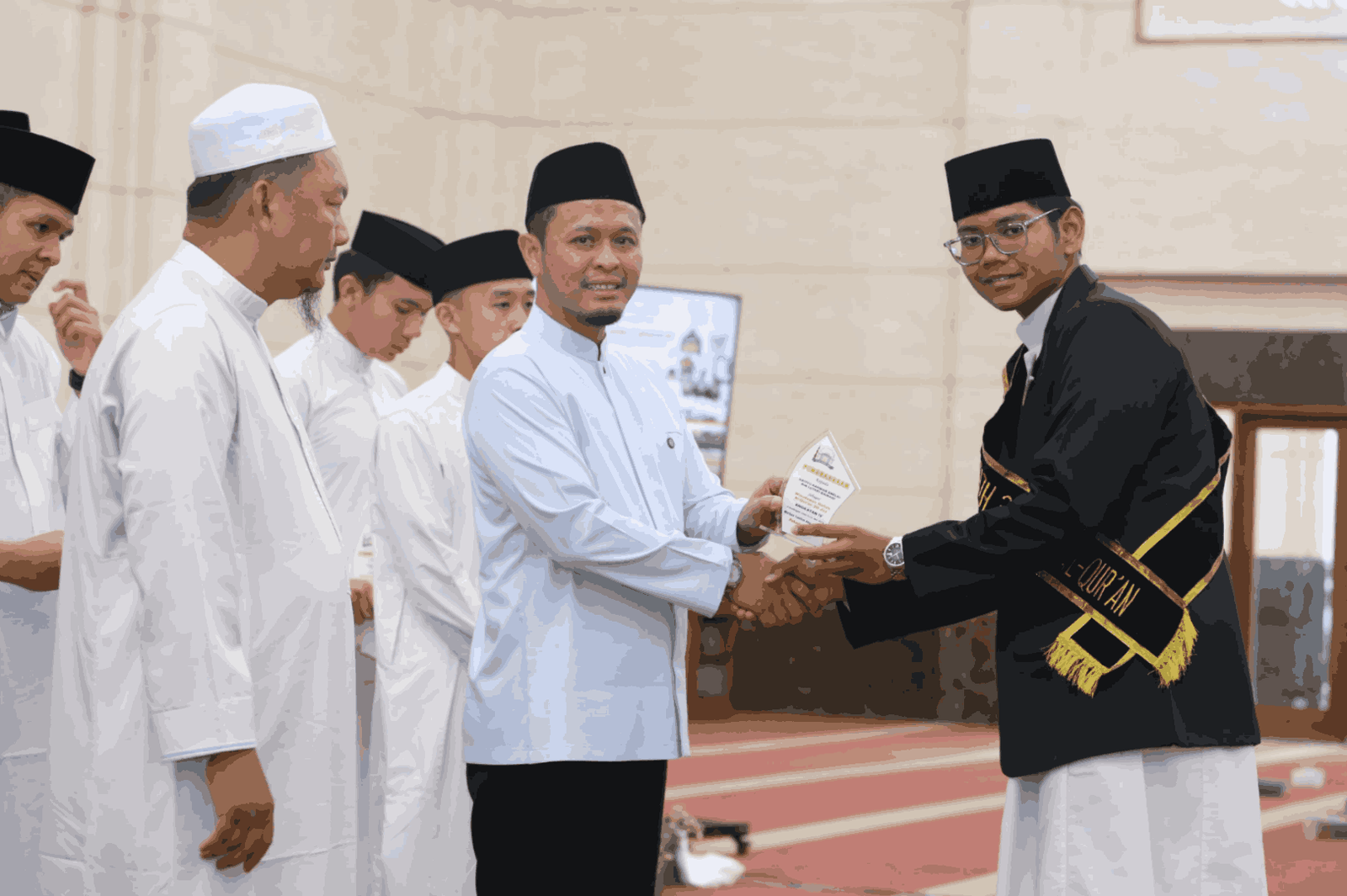 Beasiswa Pendidikan Pekanbaru: Fokus Utama pada Hafizh Quran dan Mahasiswa Berprestasi