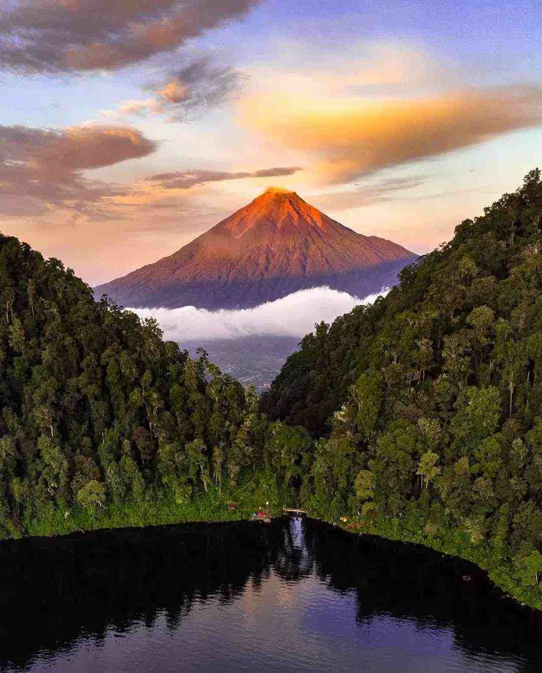 7 Fakta Menarik Gunung Kerinci, Gunung Tertinggi di Sumatera yang Wajib Kamu Tahu!