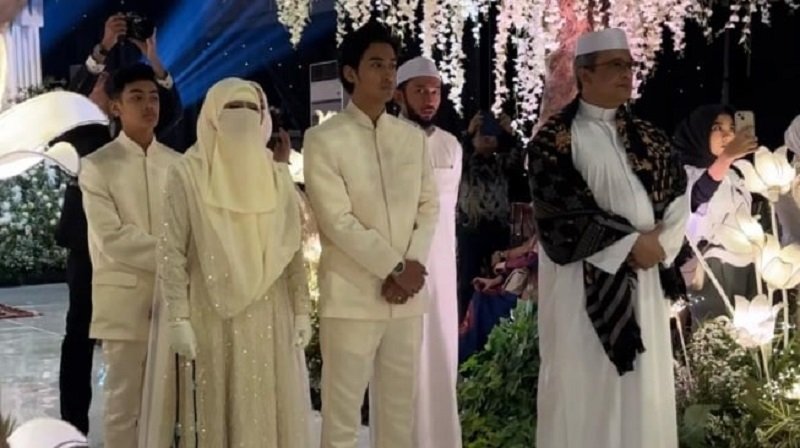 Resmi Menikah dengan Egy Maulana Vikri, Umi Pipik Larang Adiba Khanza Satu Atap dengan Dirinya?